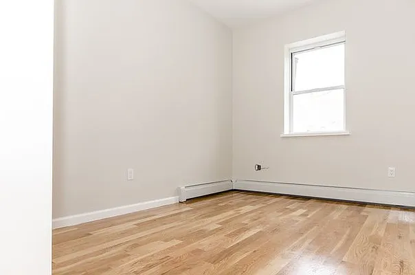 Rented by EXR | media 3