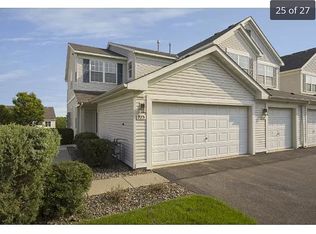975 Providence Dr, Shakopee, MN 55379