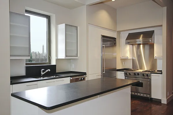 Rented by Compass | media 13