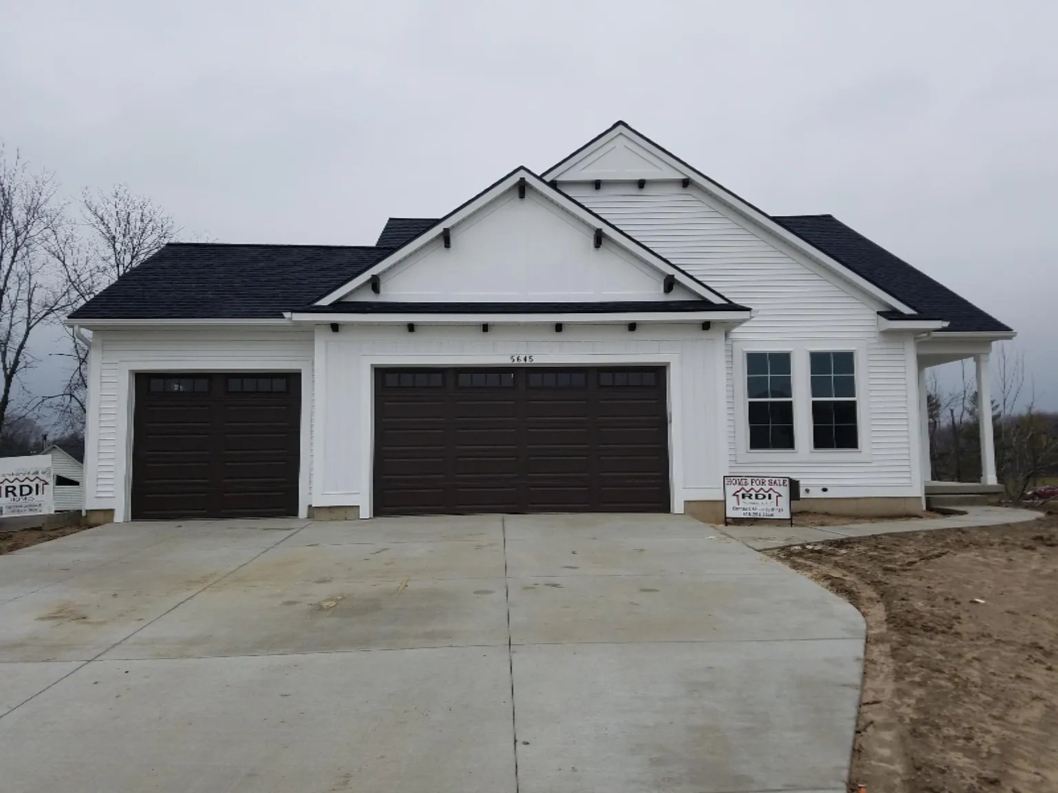 5728 Rodney Dr photo 1
