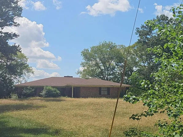 408 County Road 279, Carthage, TX 75633