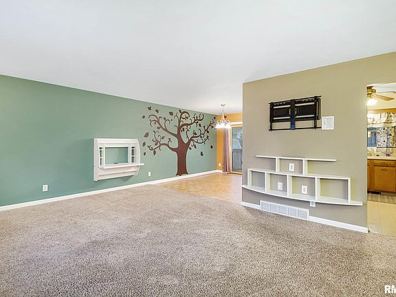 5th image of 1142 Melodie Ln
