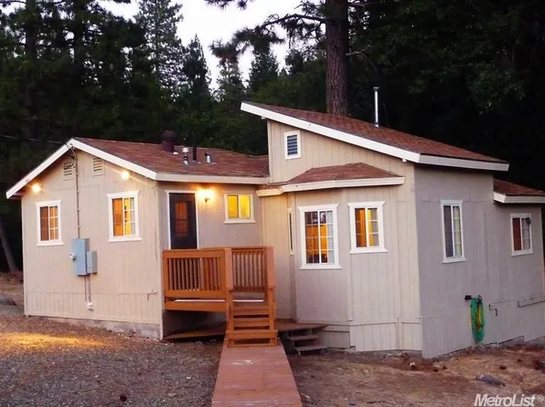 5955 Dolly Varden Ln, Pollock Pines, CA 95726