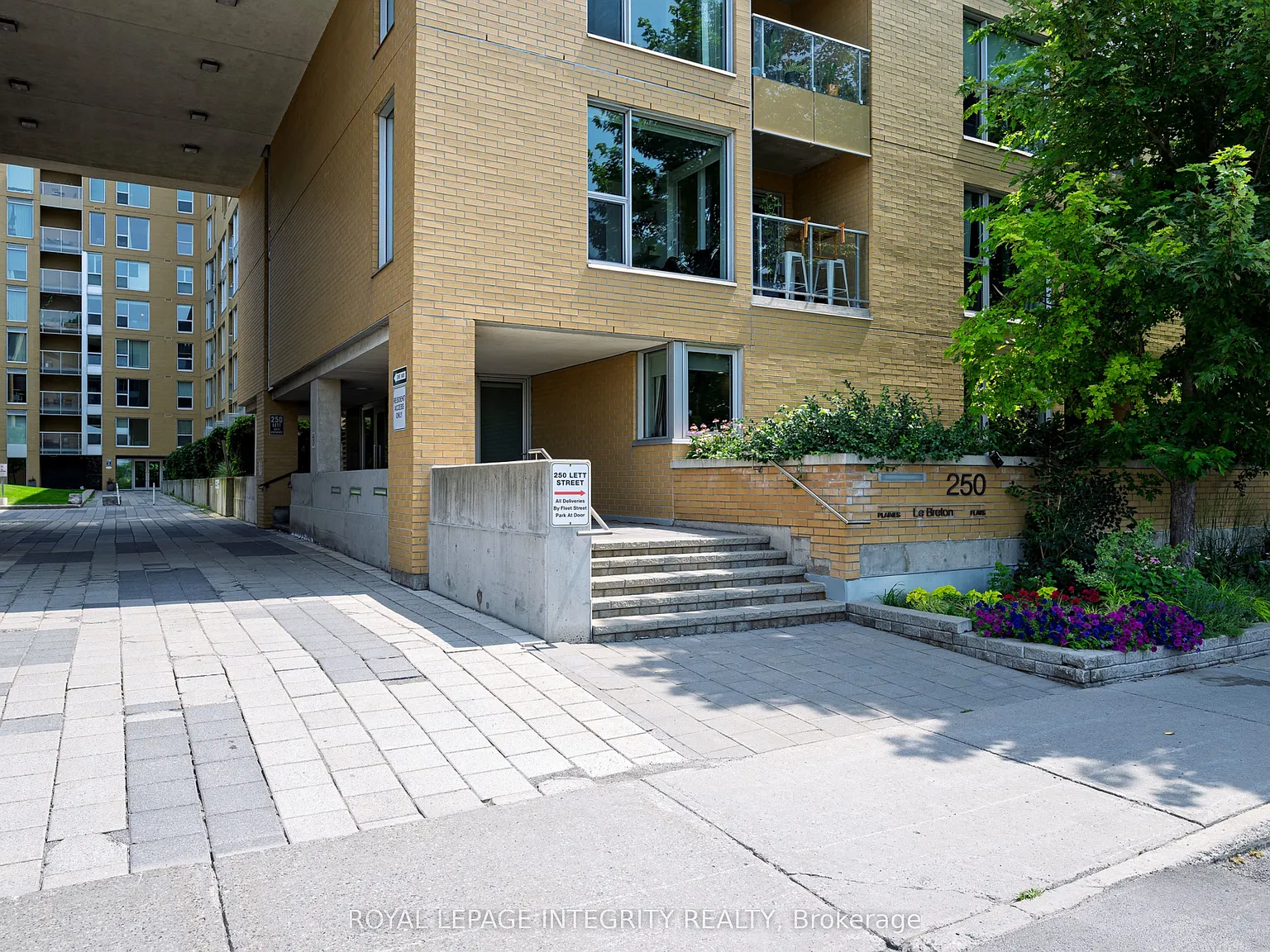 2 bed, $2,995 — Photo 3
