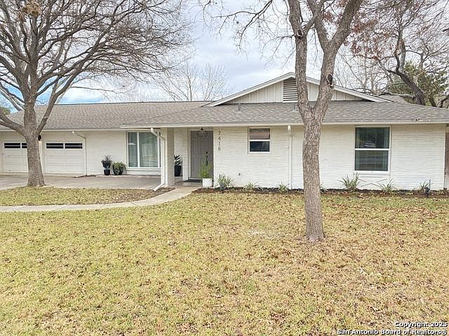 1st image of 7418 Robin Rest Dr