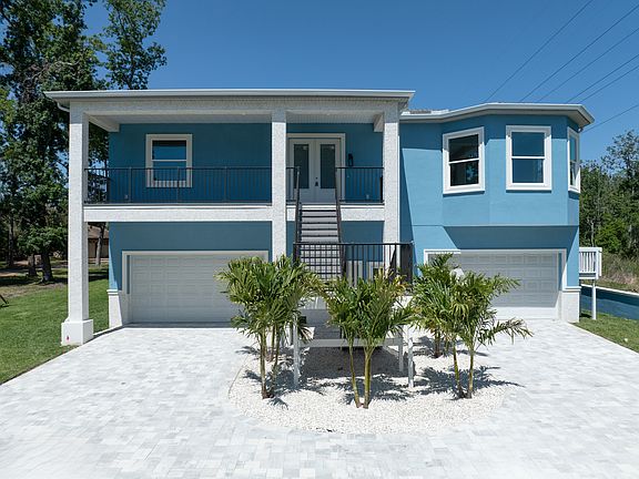 2nd image of 1033 Hammock Cir