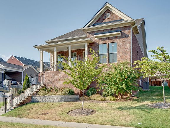 3rd image of 2209 Vineyard Garden Ln