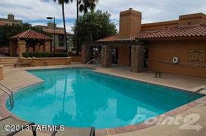 skyline villas pool 1