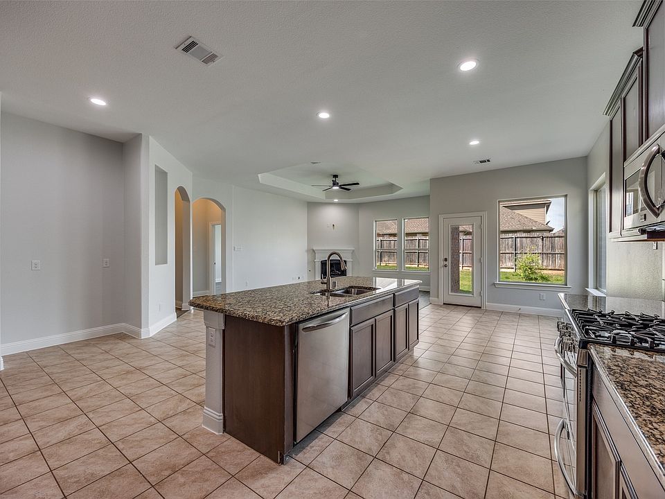 1st image of 3716 Riversdale Rd