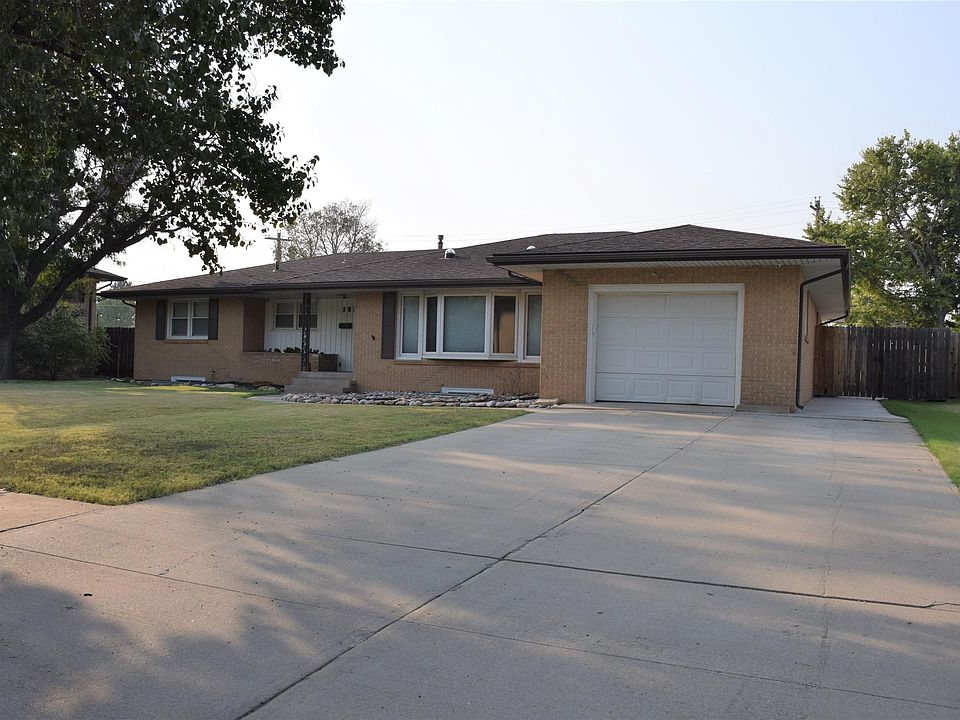 203 E 29th St, Hays, KS 67601 MLS 202619 Zillow