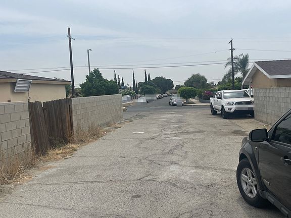 4th image of 12973 Correnti St