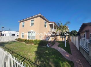 932 Gardenia Ave, Long Beach, CA 90813