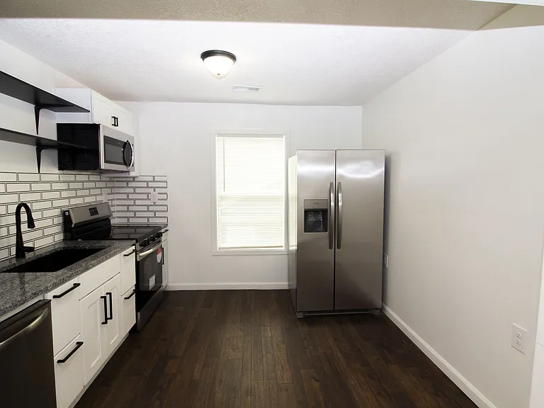 2909 Topping Ave #1 — Photo 10
