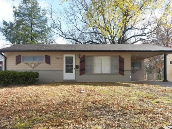 10122 Dellridge Ln, Saint Louis, MO 63136
