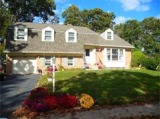 920 Plymouth Pl, Turnersville, NJ 08012
