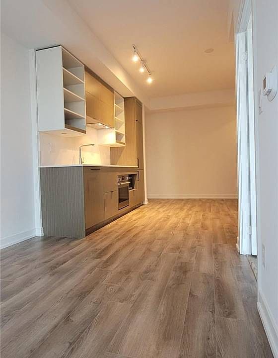 2nd image of 20 Edward St #705