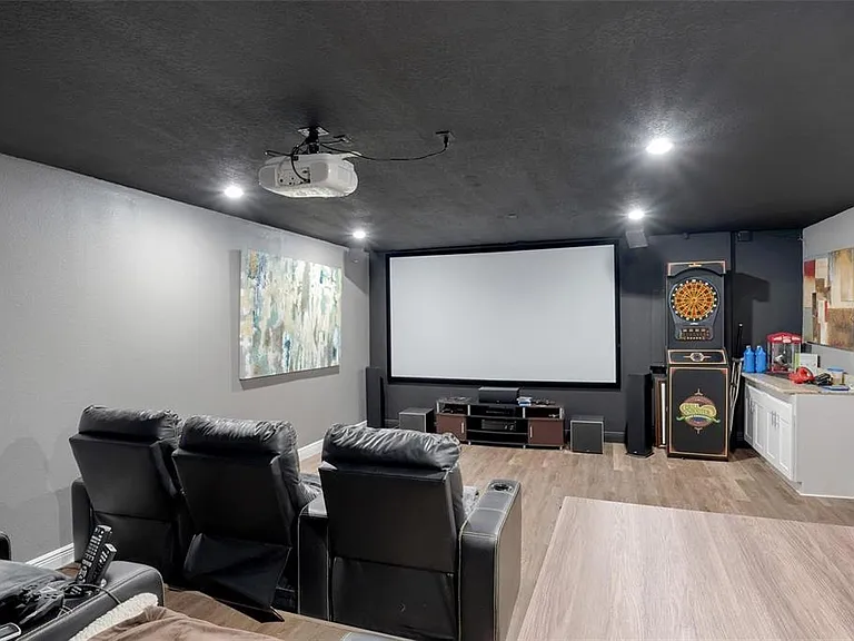8629 Great Cove Dr — Photo 11