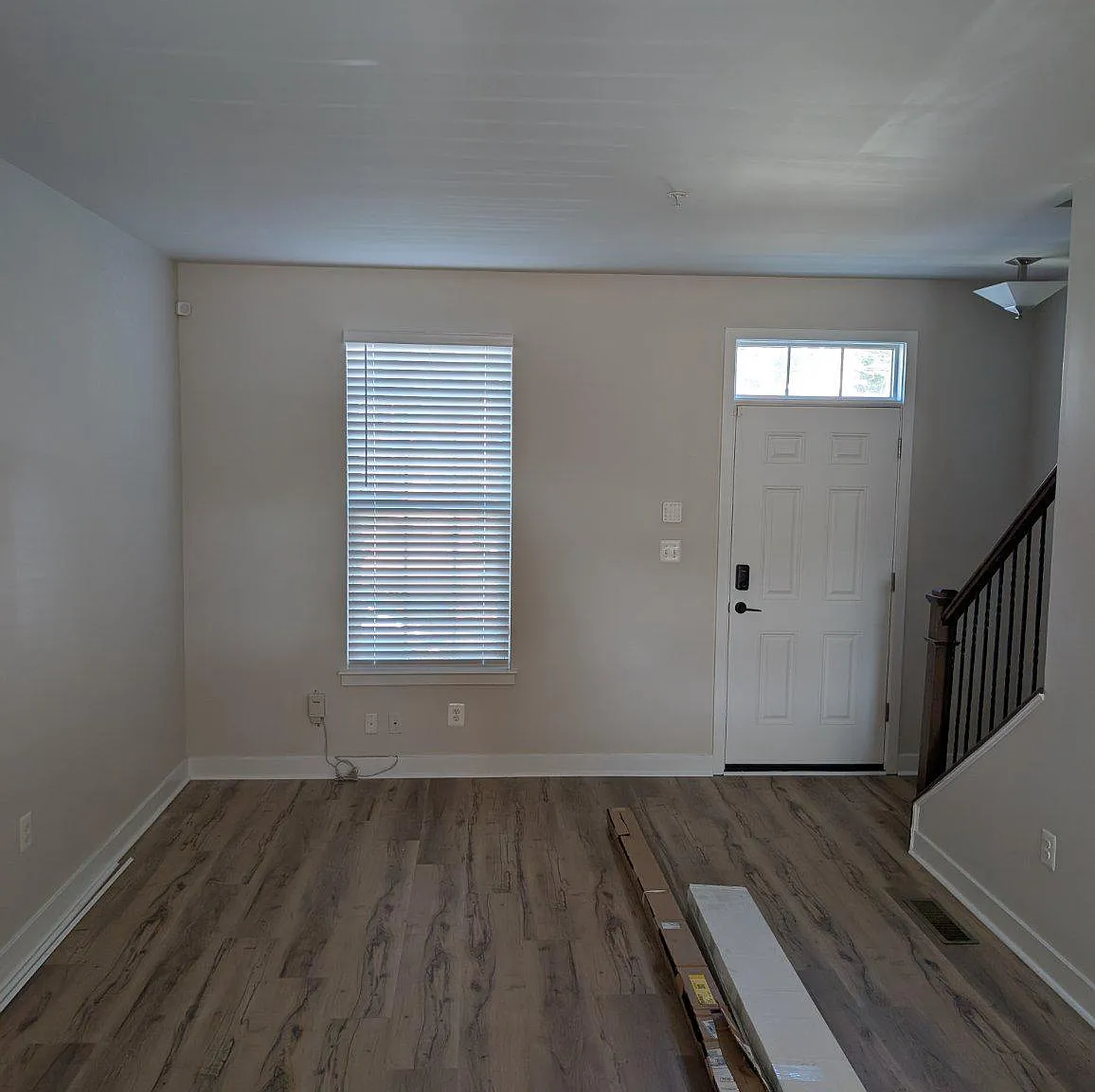 3 bed, 3.5 bath, 2147 sqft, $3,150 — Photo 3