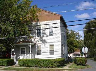 195 Vliet St, Cohoes, NY 12047