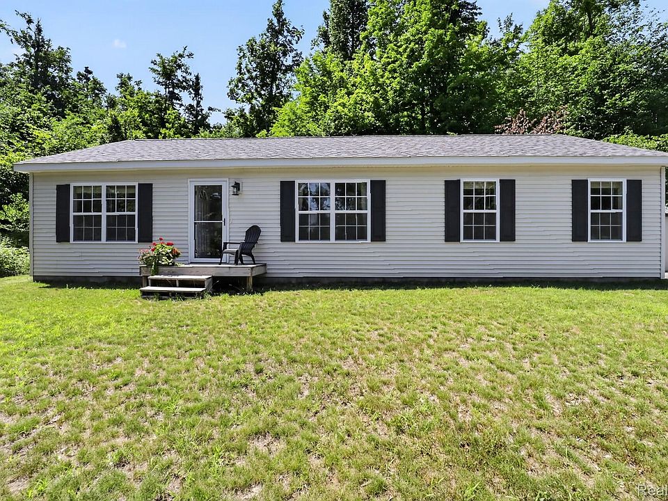 1st image of 5128 Burt Lake Views Dr