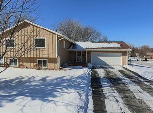17761 Jaguar Path, Lakeville, MN 55044
