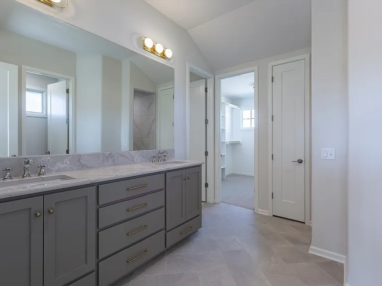 21911 Parkview Dr — Photo 37