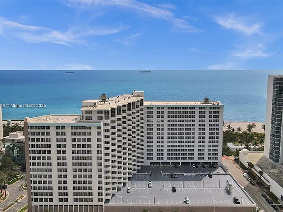 3rd image of 2899 Collins Ave APT 1715