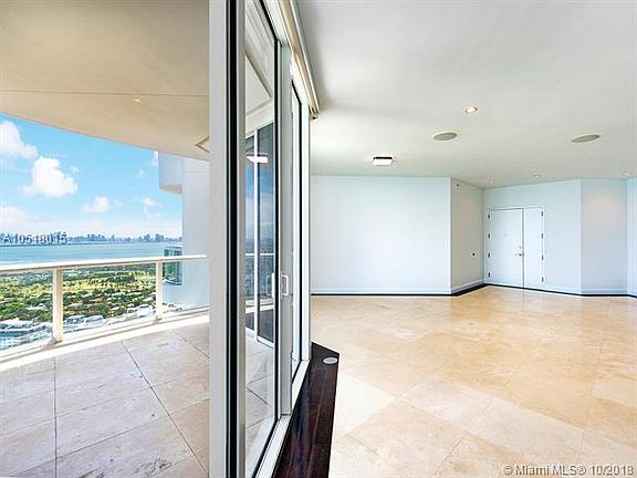 5th image of 6365 Collins Ave #Ts-06