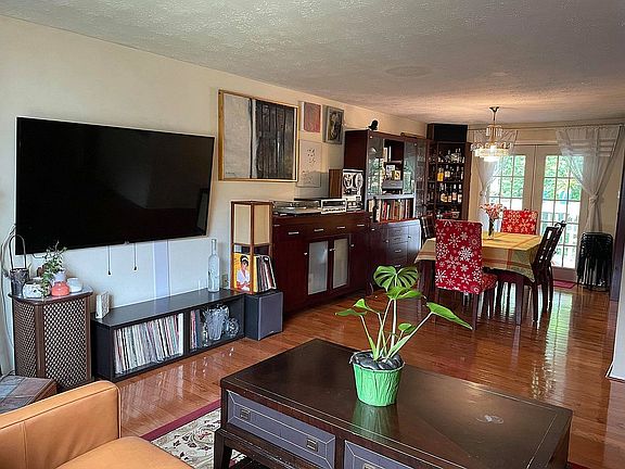 4th image of 3054 Bohicket Ct