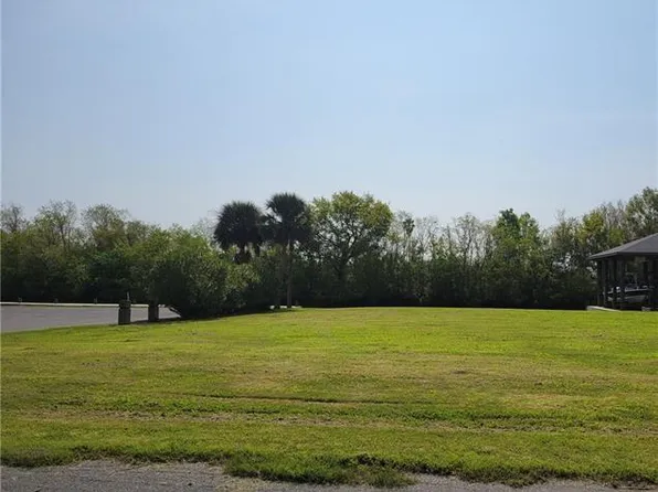 2361 Fort Beauregard Blvd, Saint Bernard, LA 70085