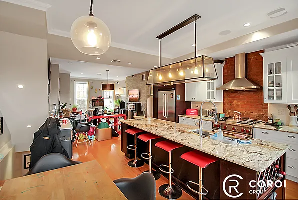 Rented by Coroi Corp | media 1