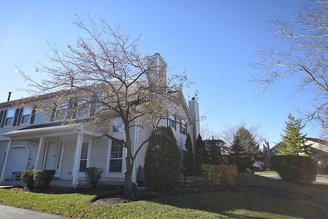 1st image of 321 Wisteria Dr