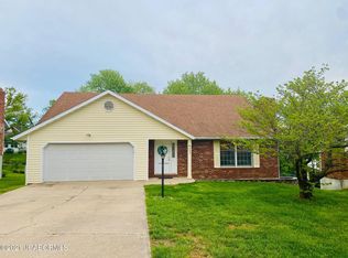 4903 Woodhaven Dr, Jefferson City, MO 65109