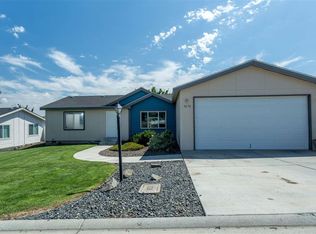 1676 Larkspur Dr, Richland, WA 99352