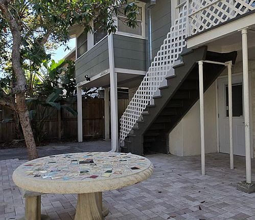 3rd image of 2132 2nd Ave N #1/2