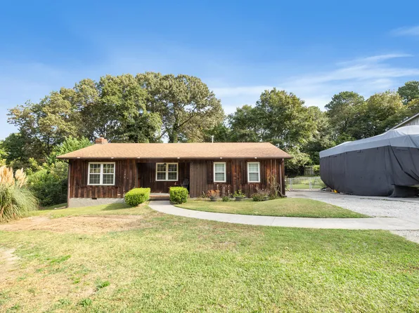 2523 Crosscreek Road, Hephzibah, GA