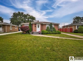 107 Carmen Rd, Amherst, NY 14226