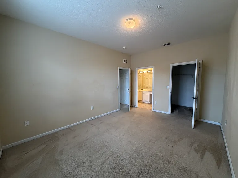 6335 Contessa Dr #204 — Photo 11