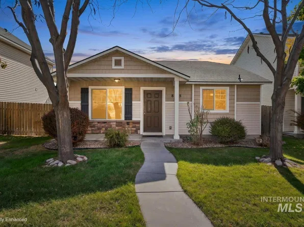 8215 W Grubstake St, Boise, ID 83709