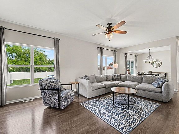 4th image of 13184 Roosevelt Pl