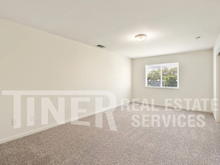 5710 Cypress Ave — Photo 10