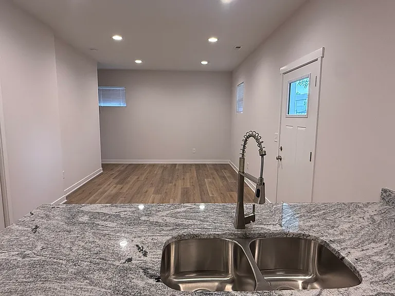 409 N Walcott St #A — Photo 5