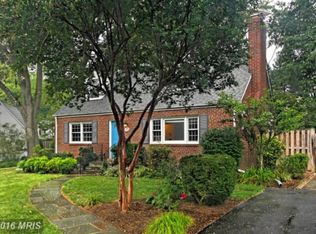 3008 Crane Dr, Falls Church, VA 22042