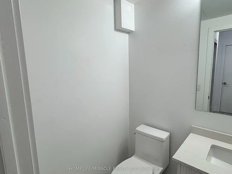 176 Clonmore Dr #4 — Photo 8