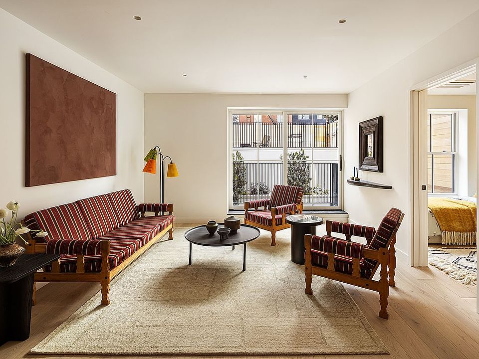 1st image of 238 De Graw St #1