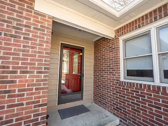 3rd image of 6972 Steinmeier Dr W