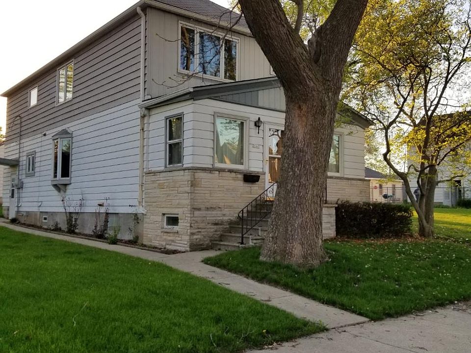 2139 S 70th St, West Allis, WI 53219 Zillow