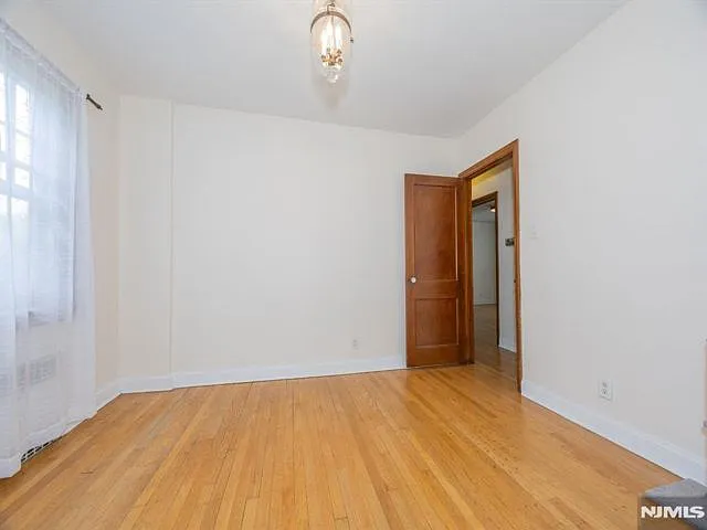 249 Carmita Ave — Photo 6