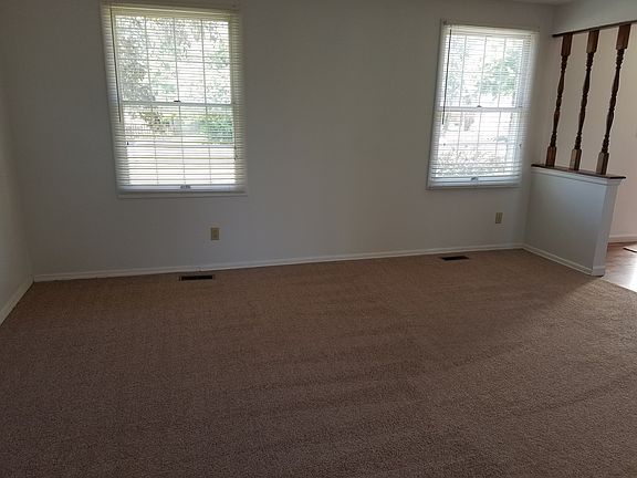 3rd image of 1849 El Camino Dr