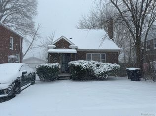 20920/2 Moross Rd, Grosse Pointe, MI 48236